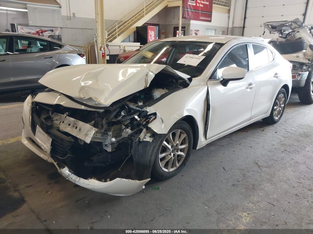 JM1BM1U79G1314664 Mazda pe