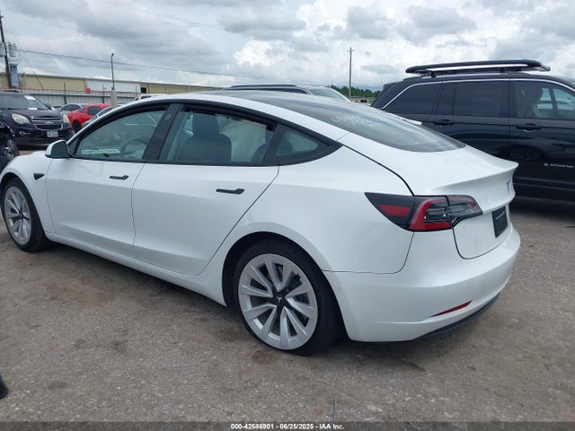 2022 TESLA MODEL 3 5YJ3E1EBXNF203484 Photo 2