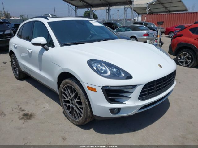 2018 PORSCHE MACAN WP1AA2A59JLB25522 Photo 0