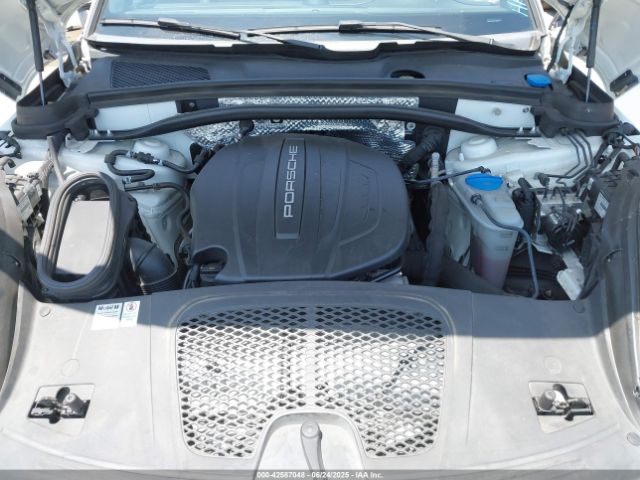 2018 PORSCHE MACAN WP1AA2A59JLB25522 Photo 9