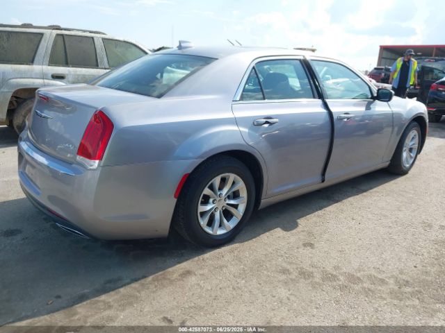 2016 CHRYSLER 300 2C3CCAAG5GH243691 Photo 3