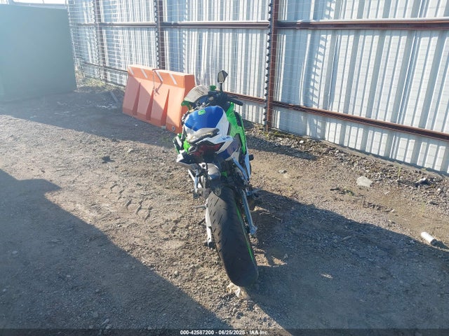 ML5ZXCS1XRDA28787 Kawasaki 2024