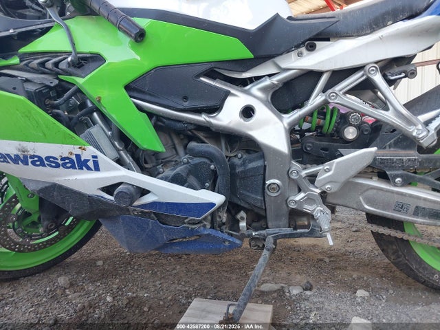 ML5ZXCS1XRDA28787 Kawasaki 2024