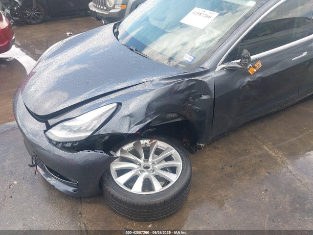 2019 TESLA MODEL 3 5YJ3E1EA0KF324401 Photo 5