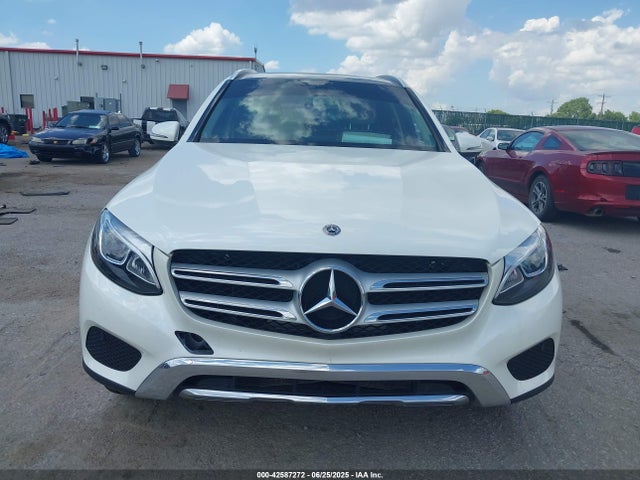 WDC0G4JBXHF263828 Mercedes-Benz m274