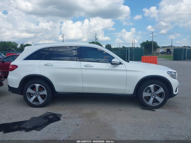 WDC0G4JBXHF263828 Mercedes-Benz m274