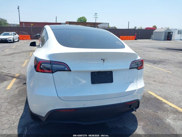 5YJYGDEE3LF054439 Tesla Model Y