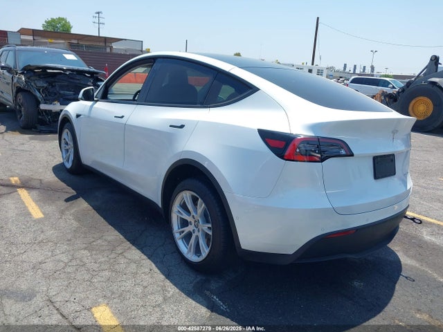 5YJYGDEE3LF054439 Tesla Model Y