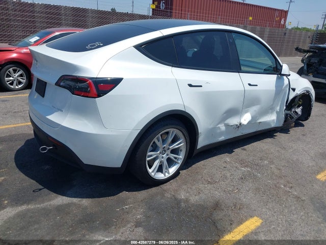 5YJYGDEE3LF054439 Tesla Model Y