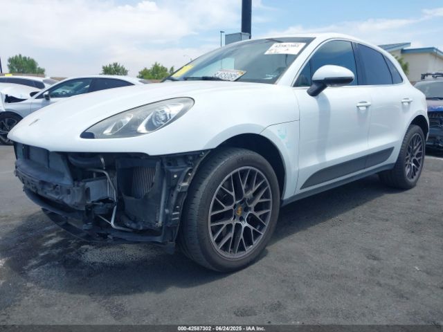 2016 PORSCHE MACAN WP1AB2A52GLB45696 Photo 1