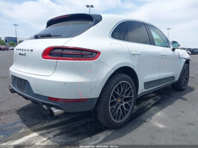 2016 PORSCHE MACAN WP1AB2A52GLB45696 Photo 3