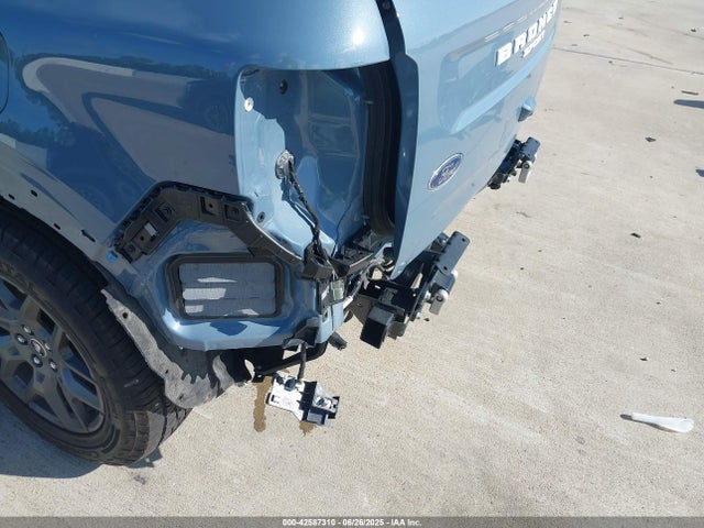 3FMCR9BN2SRE18087 Ford dragon