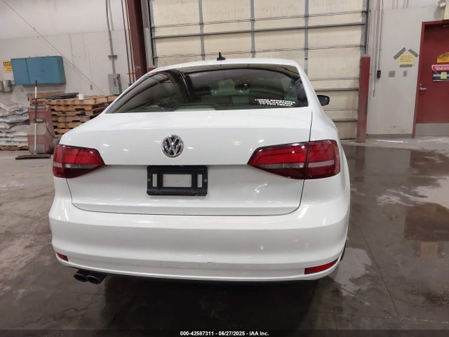 Volkswagen 1.4 tsi 2017 3VWDB7AJ1HM215730 Image 16