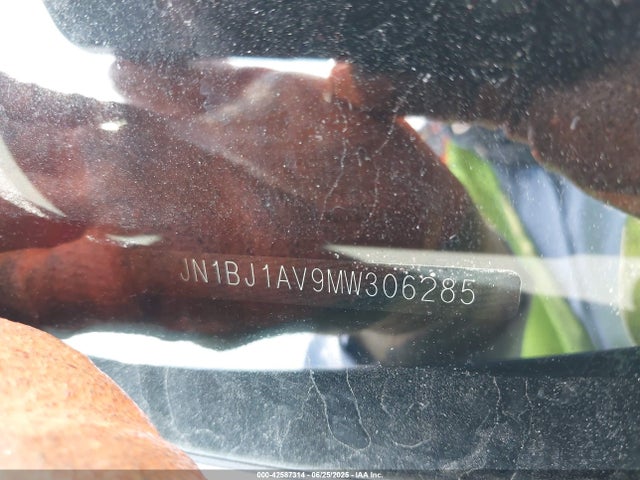 JN1BJ1AV9MW306285 Nissan 2021