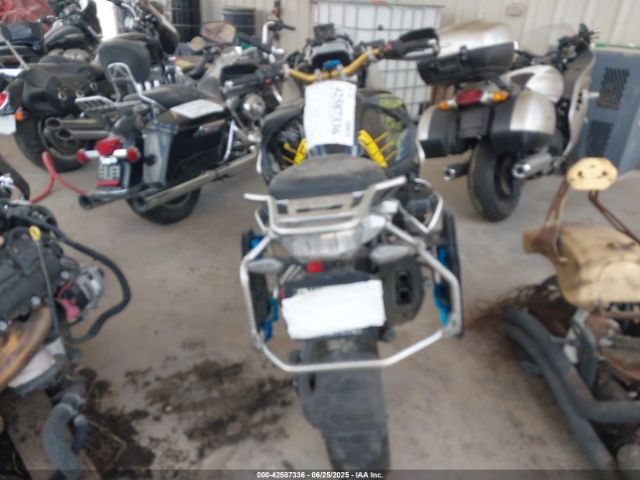 2022 BMW R 1250 WB10M1304N6F15707 Photo 5