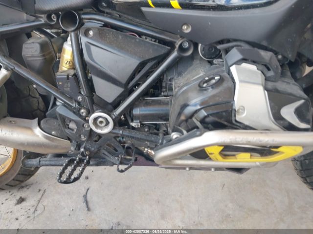 2022 BMW R 1250 WB10M1304N6F15707 Photo 7