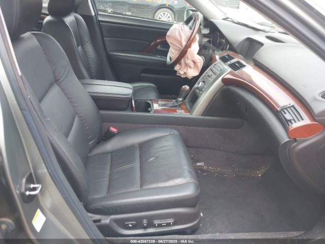 2010 ACURA RL JH4KB2F6XAC002427 Photo 4