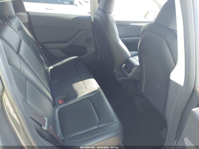 2023 TESLA MODEL Y 7SAYGDEE9PA157032 Photo 7