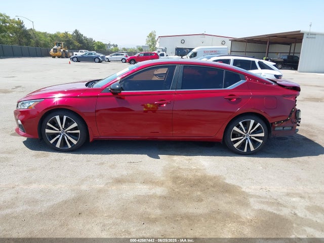 1N4BL4CV0KN306481 Nissan 2019