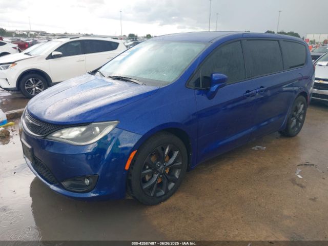2019 CHRYSLER PACIFICA 2C4RC1FG0KR581646 Photo 1