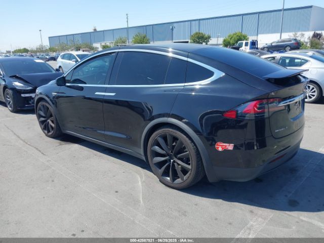2016 TESLA MODEL X 5YJXCBE23GF001621 Photo 2