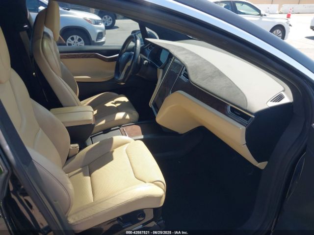 2016 TESLA MODEL X 5YJXCBE23GF001621 Photo 4