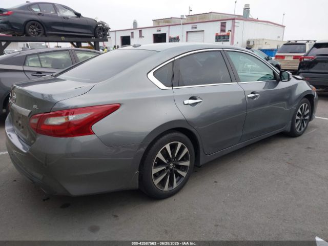 2018 NISSAN ALTIMA 1N4AL3AP9JC139655 Photo 3