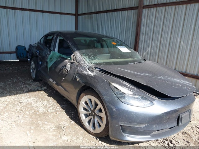 2022 TESLA MODEL 3 5YJ3E1EB1NF186090 Photo 0