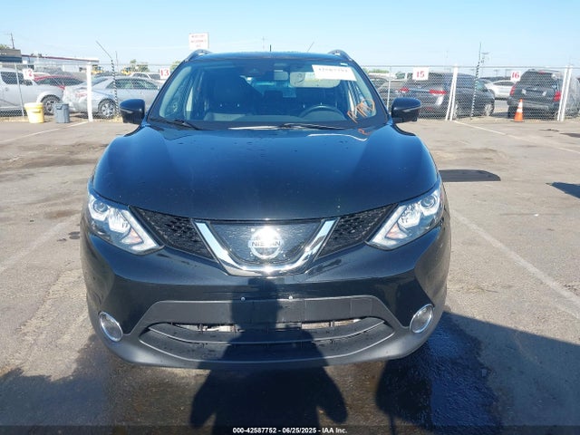 JN1BJ1CP3JW196022 Nissan 2018