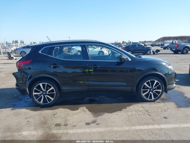 JN1BJ1CP3JW196022 Nissan 2018