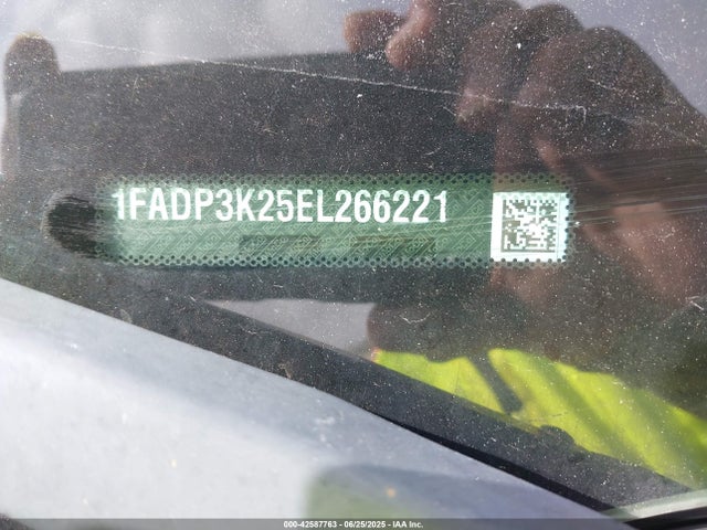 1FADP3K25EL266221 Ford 2014