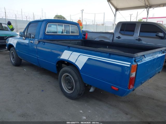 1981 TOYOTA PICKUP / CAB CHASSIS JT4RN44S0B0008677 Photo 2