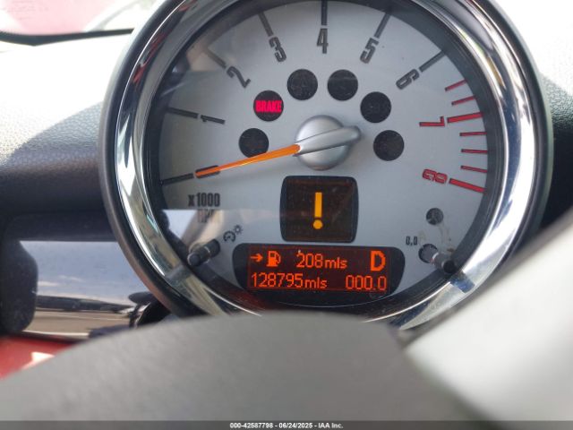 2008 MINI COOPER WMWMF33538TT65157 Photo 6