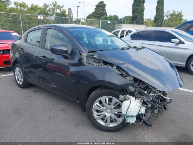 2019 TOYOTA YARIS 3MYDLBYV0KY522397
