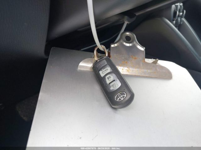 2019 TOYOTA YARIS 3MYDLBYV0KY522397 Photo 10