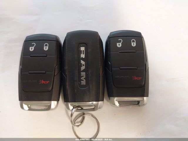 3C6UR5HL3RG131166 RAM 2500