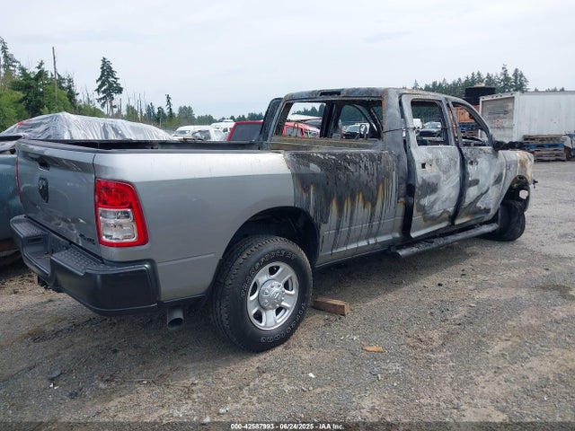 3C6UR5HL3RG131166 RAM 2500
