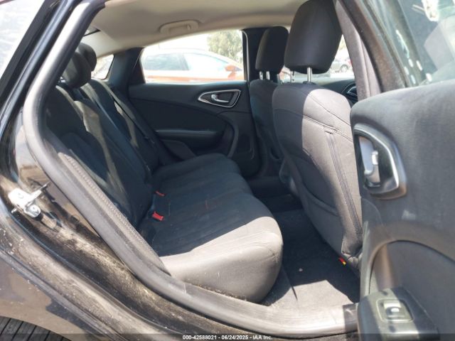 1C3CCCAB3GN131690 Chrysler 2016
