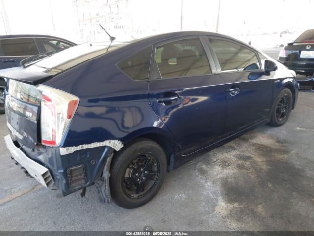 2014 TOYOTA PRIUS JTDKN3DU6E0370756 Photo 3