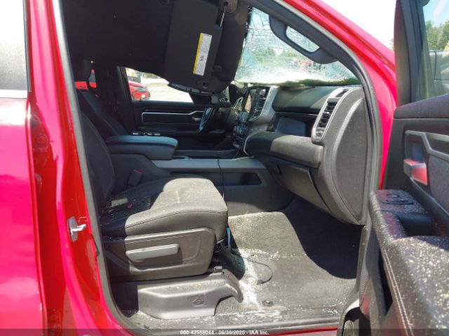 2019 RAM 1500 1C6SRFFT3KN863682 Photo 4