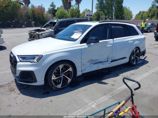 2024 AUDI SQ7 WA1VWBF75RD000516 Photo 1