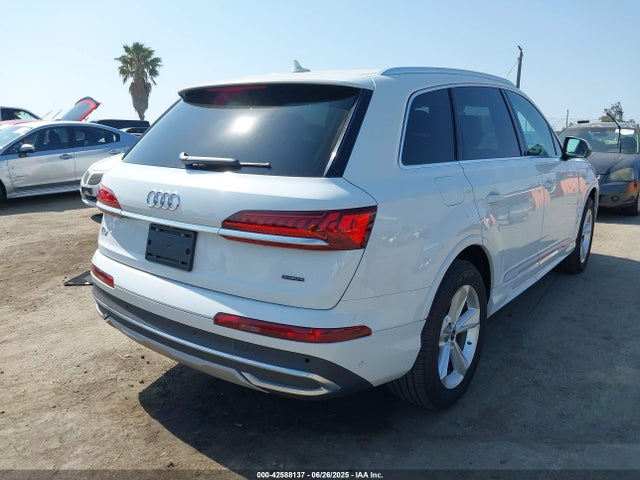 2023 AUDI Q7 WA1LCBF75PD009133 Photo 3