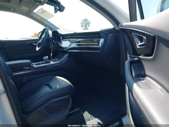 2023 AUDI Q7 WA1LCBF75PD009133 Photo 4