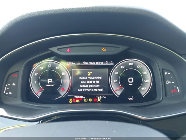 2023 AUDI Q7 WA1LCBF75PD009133 Photo 6