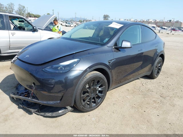 7SAYGDED9SF312634 Tesla Model Y Rwd