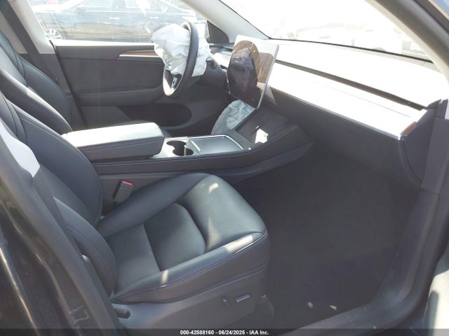 7SAYGDED9SF312634 Tesla Model Y Rwd
