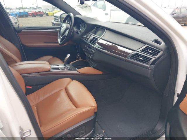 5UXFG2C5XE0C44756 BMW 2014