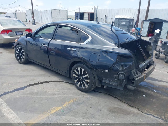 1N4AL3AP9JC179301 Nissan 2018