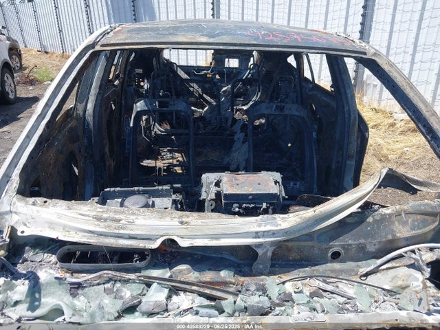 Mercedes-Benz m270 2019 WDDSJ4EB3KN728091 Image 18