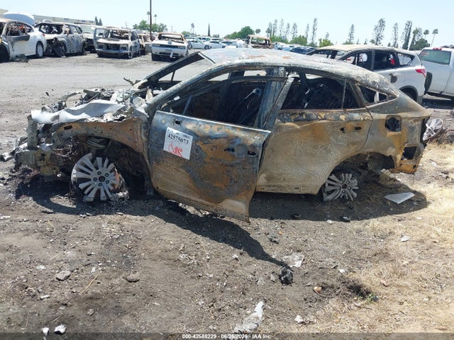 Mercedes-Benz m270 2019 WDDSJ4EB3KN728091 Image 3